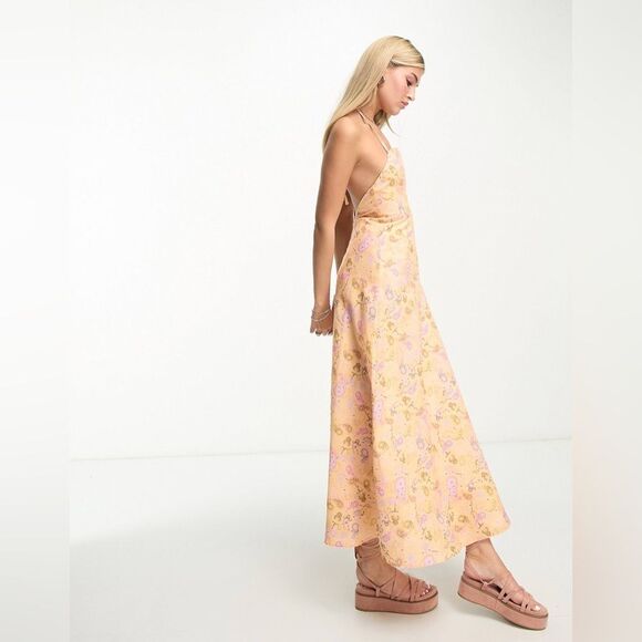 Charlie Holiday Maple printed maxi dress in paisley - Picture 4 of 12